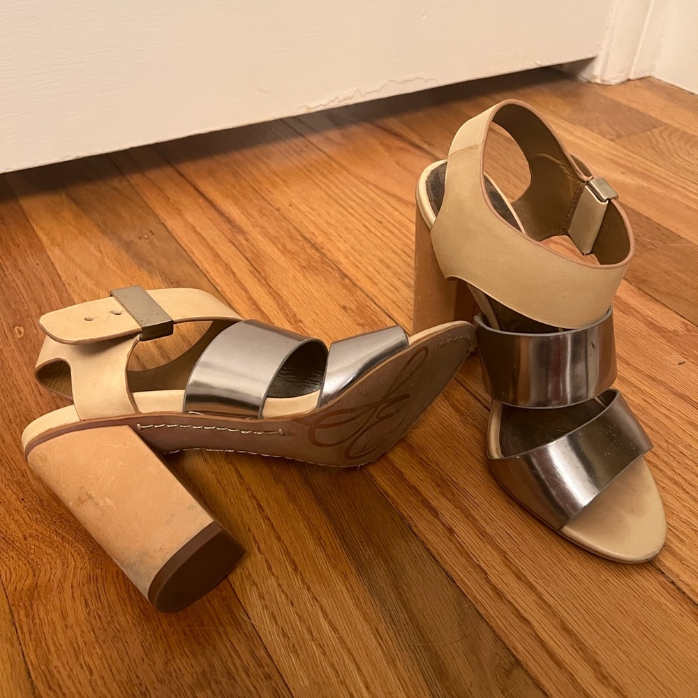 Metallic silver neutral thick strap chunky heel Sam Edelman sandal